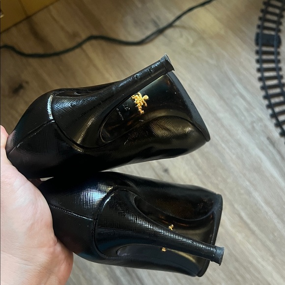 Prada Black Pumps Capretto Basics - Picture 6 of 6